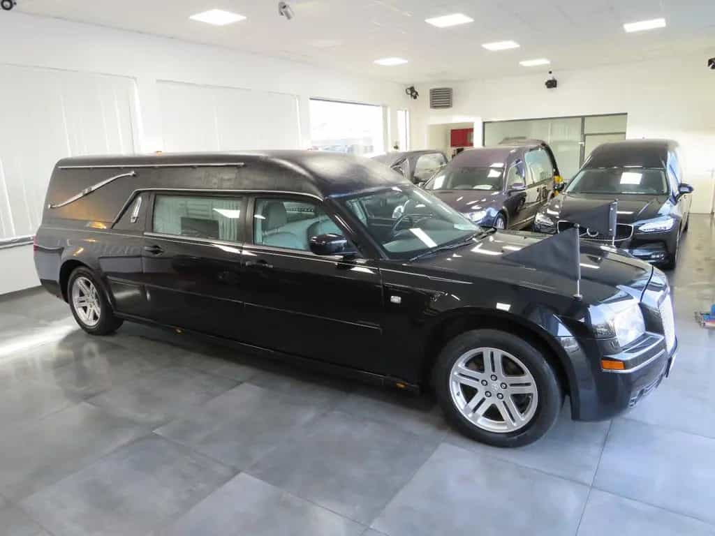 Chrysler 300C Bestattungswagen / Leichenwagen 08/2007-photo-3
