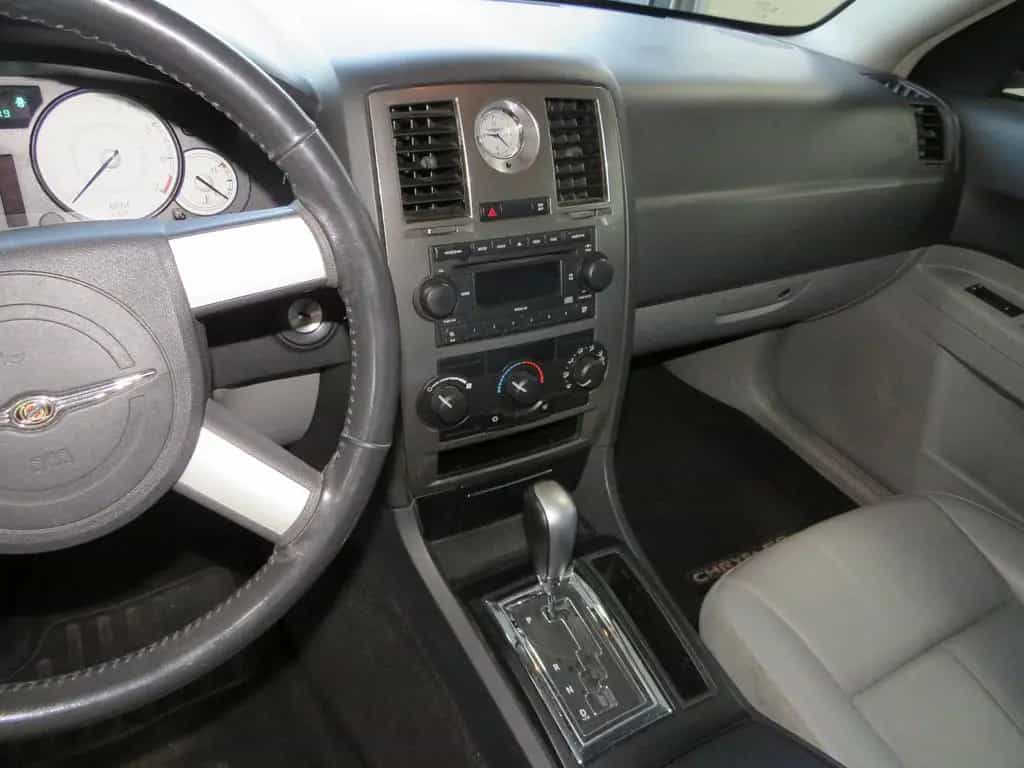Chrysler 300C Bestattungswagen / Leichenwagen 08/2007-photo-9