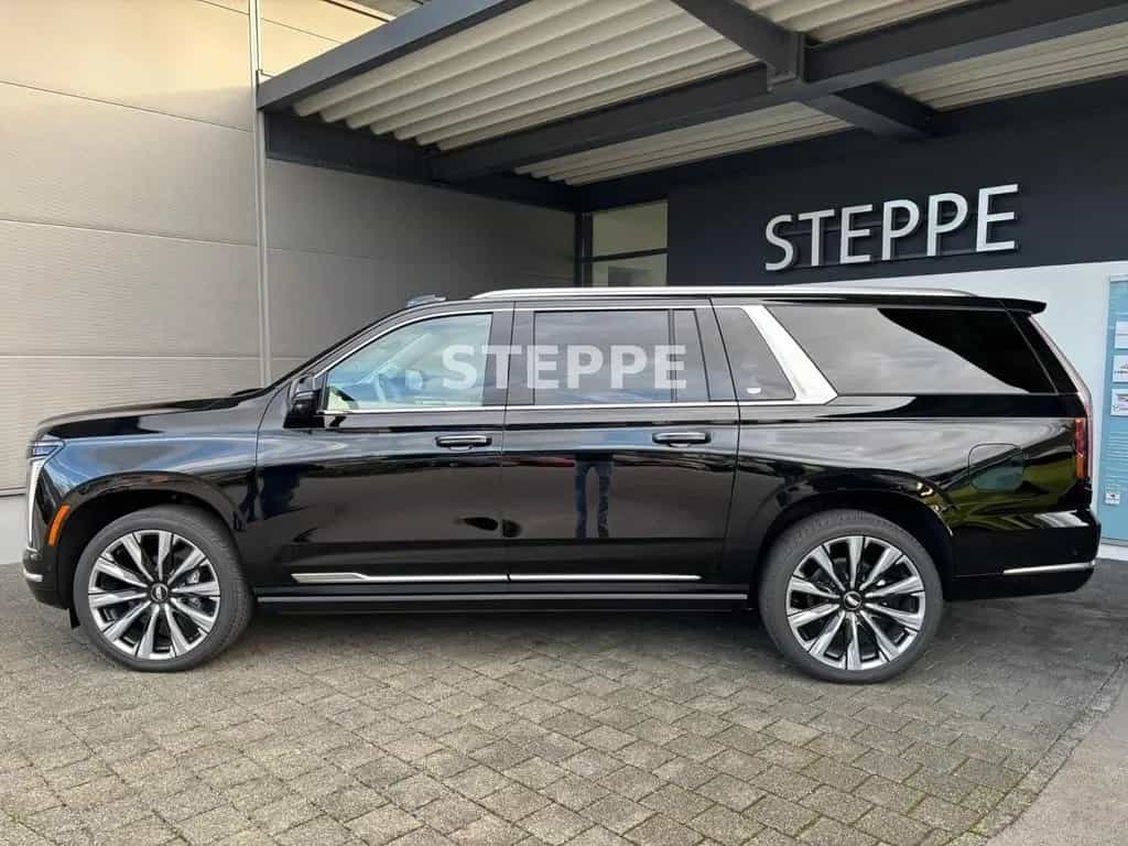 Cadillac Escalade MY26 6.2 V8 ESV Platinum Luxury 24" null-photo-2