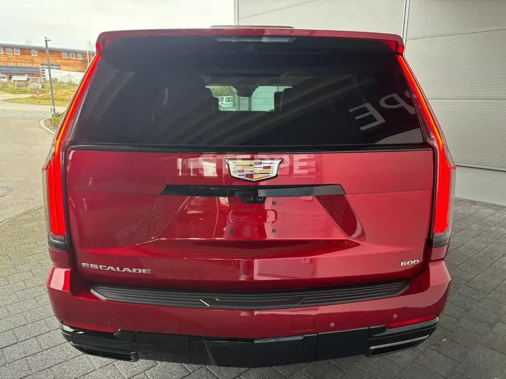 Cadillac Escalade FACELIFT MY26 6.2 V8 ESV Sport Platinum null-photo-4