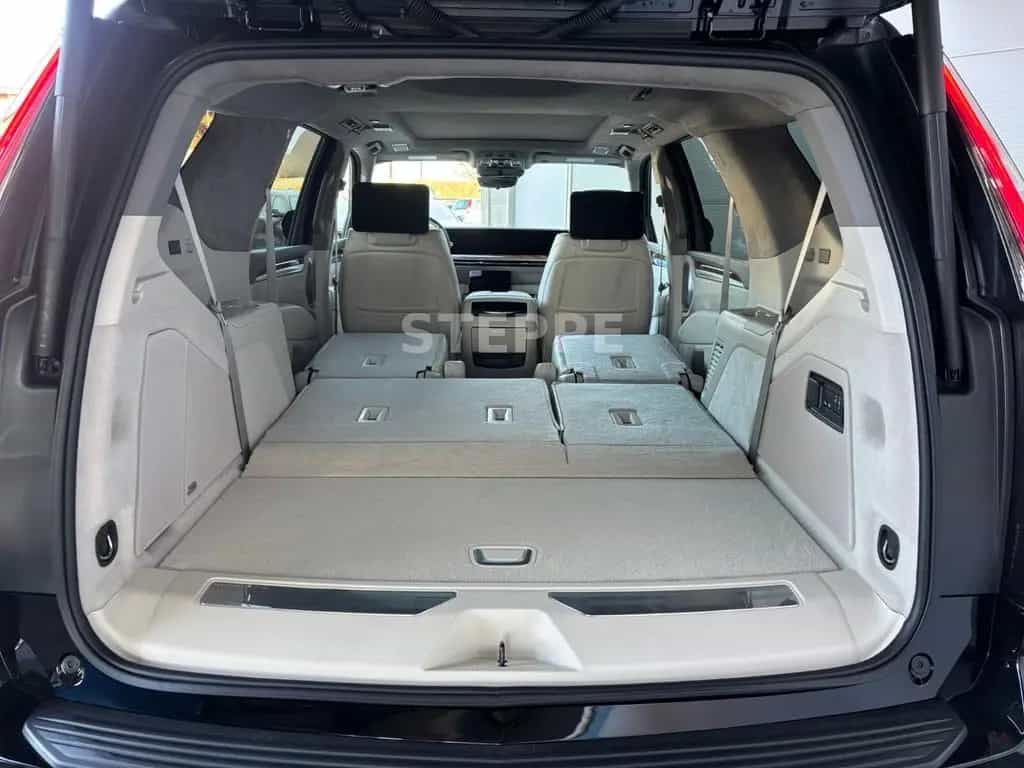Cadillac Escalade FACELIFT MY26 6.2 V8 Platinum Luxury24" null-photo-23