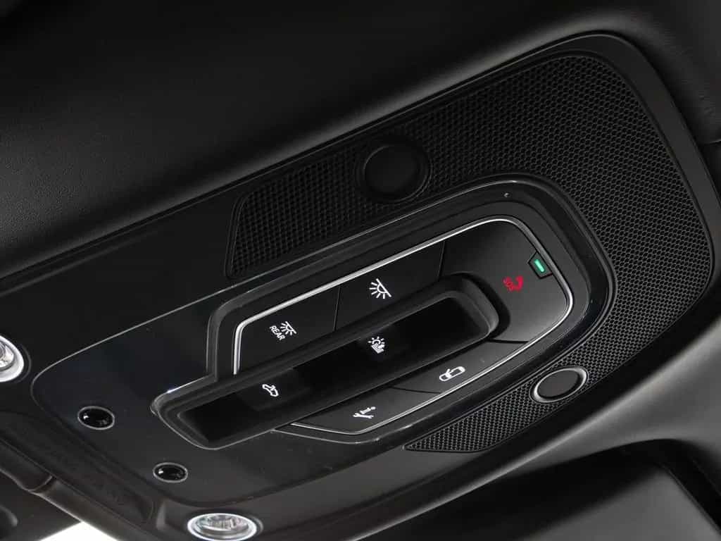 Bentley Bentayga Speed STONE VENEER | AKRAPOVIC null-photo-22