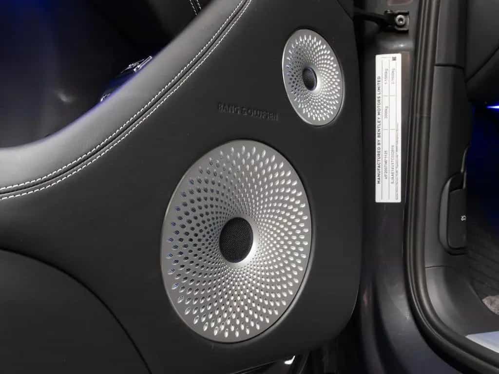 Bentley Bentayga Speed DYNAMIC SPEC | B&O null-photo-15