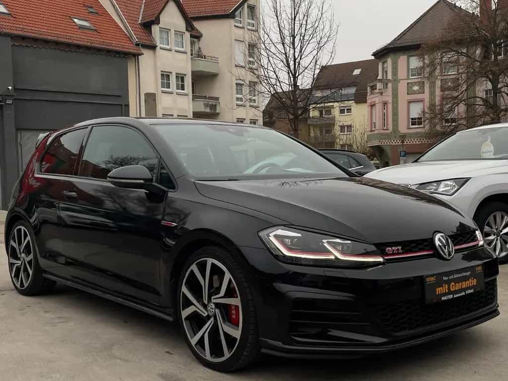 Volkswagen Golf VII GTI Performance BMT *FACELIFT*245 PS* 07/2017-photo-1