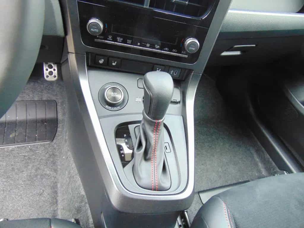 Toyota Yaris GR Yaris Automatik | Convenience-Paket 12/2024-photo-10