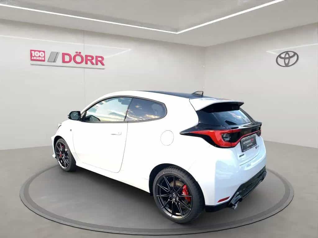 Toyota Yaris GR Yaris Automatik | Convenience-Paket 12/2024-photo-2
