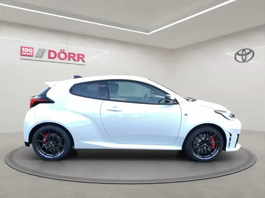 Toyota Yaris GR Yaris Automatik | Convenience-Paket 12/2024-photo-5