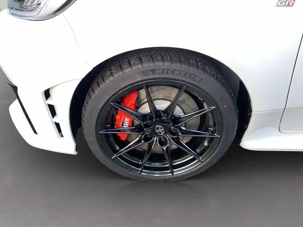 Toyota Yaris GR Yaris Automatik | Convenience-Paket 12/2024-photo-8