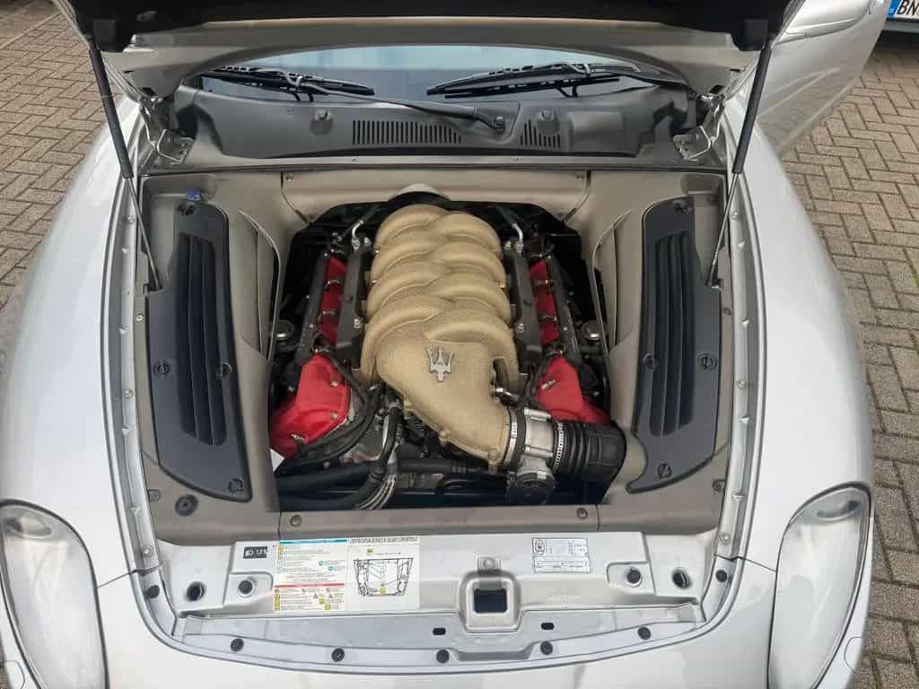 Maserati 4200 Spyder GT Handschaltung! 03/2002-photo-17