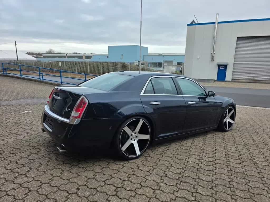 Chrysler 300C 3.6 V6 LPG 04/2011-photo-3