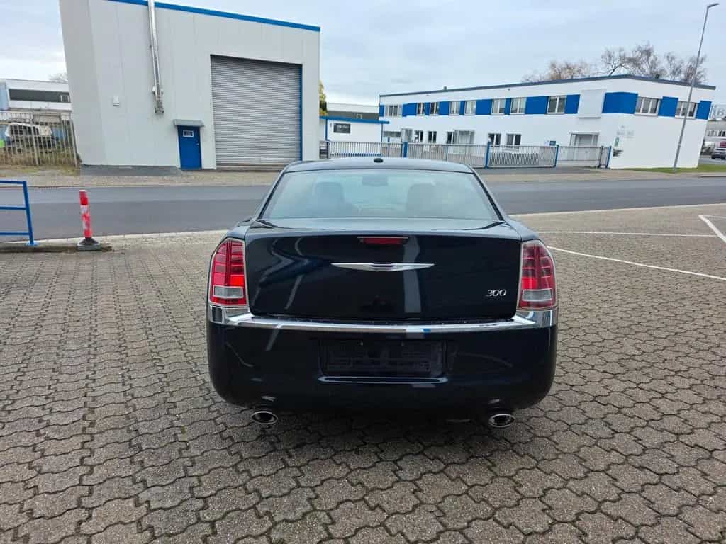 Chrysler 300C 3.6 V6 LPG 04/2011-photo-4