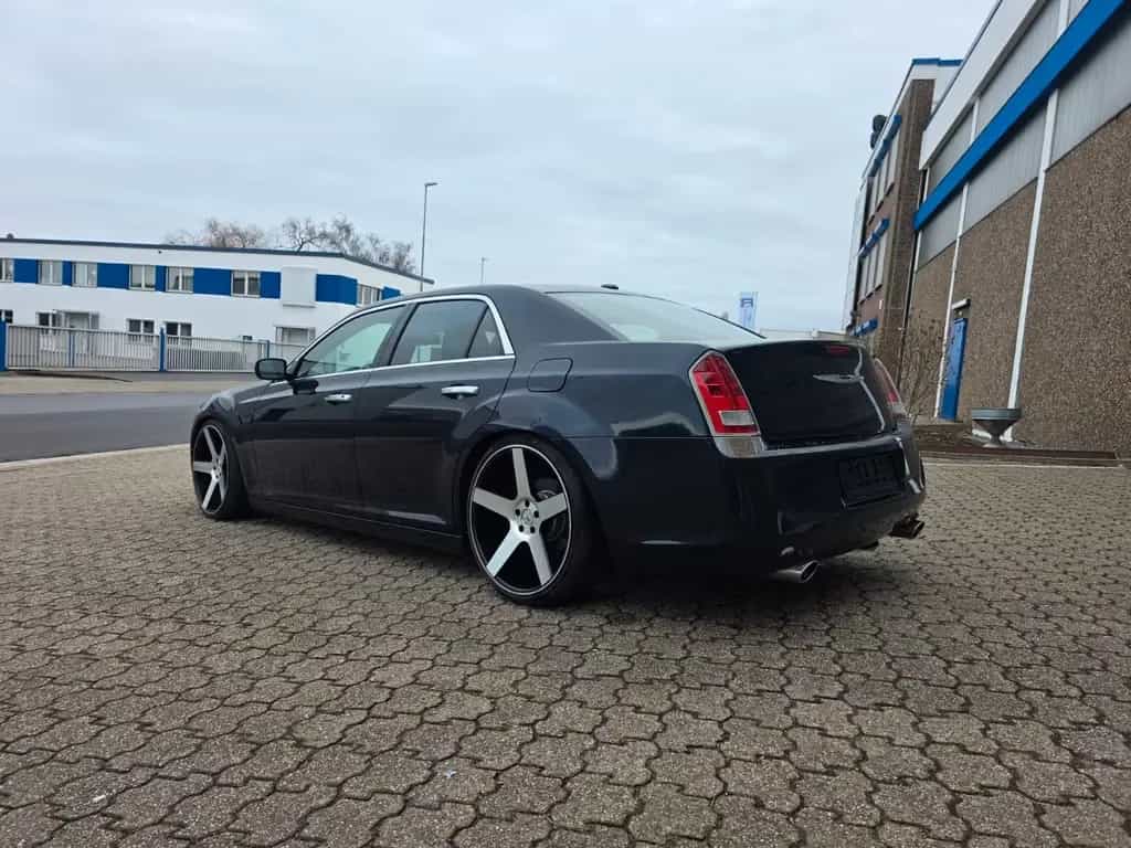 Chrysler 300C 3.6 V6 LPG 04/2011-photo-5