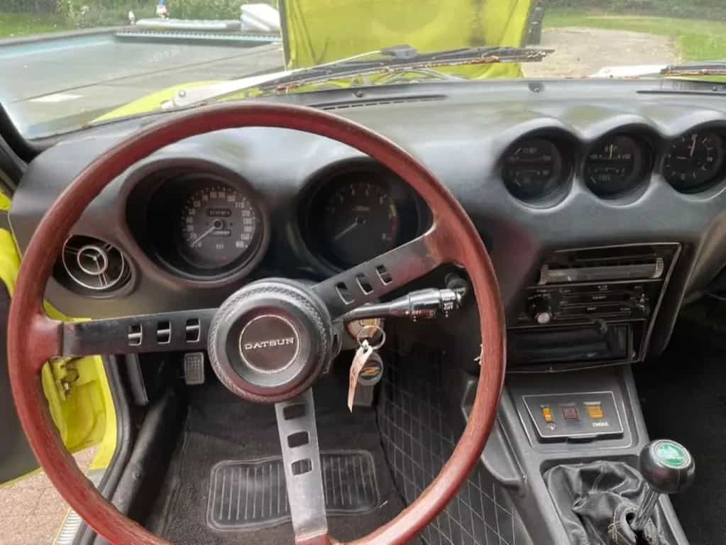 Datsun 240Z 01/1973-photo-9