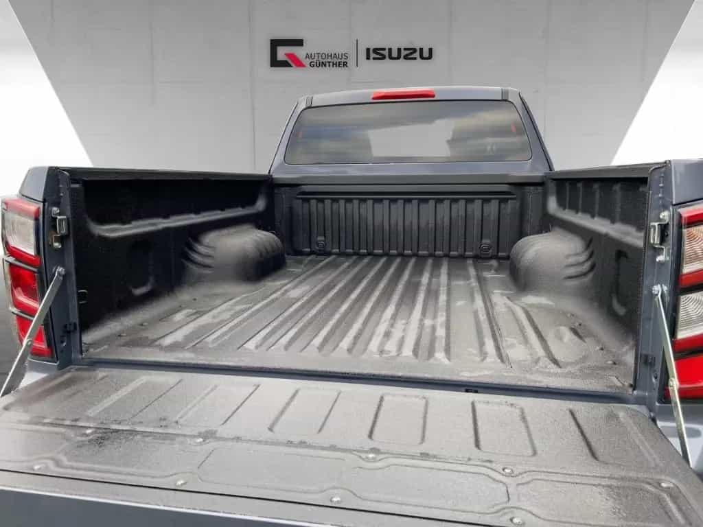 Isuzu D-Max V-CROSS SpaceCab 4WD 163PS Autom./Winter/L null-photo-11