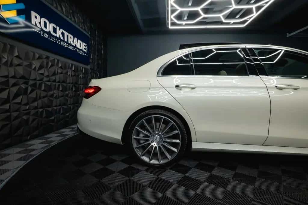 Mercedes-Benz E 53 AMG 4Matic+ Facelift Designo *ACC*Pano*360* 01/2021-photo-11