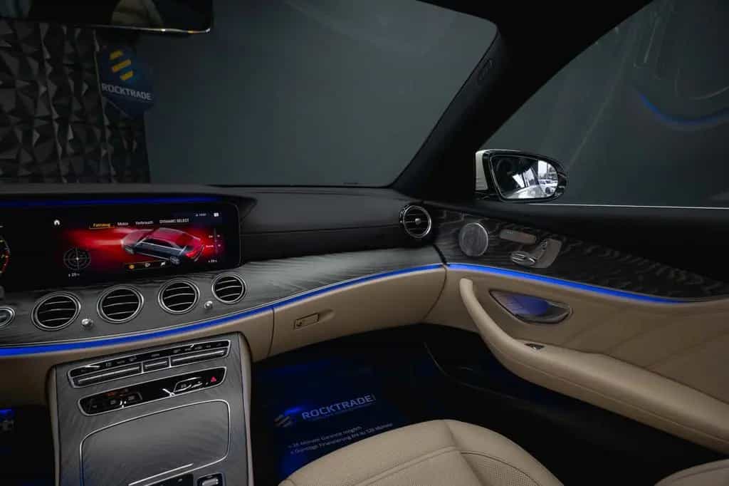 Mercedes-Benz E 53 AMG 4Matic+ Facelift Designo *ACC*Pano*360* 01/2021-photo-24