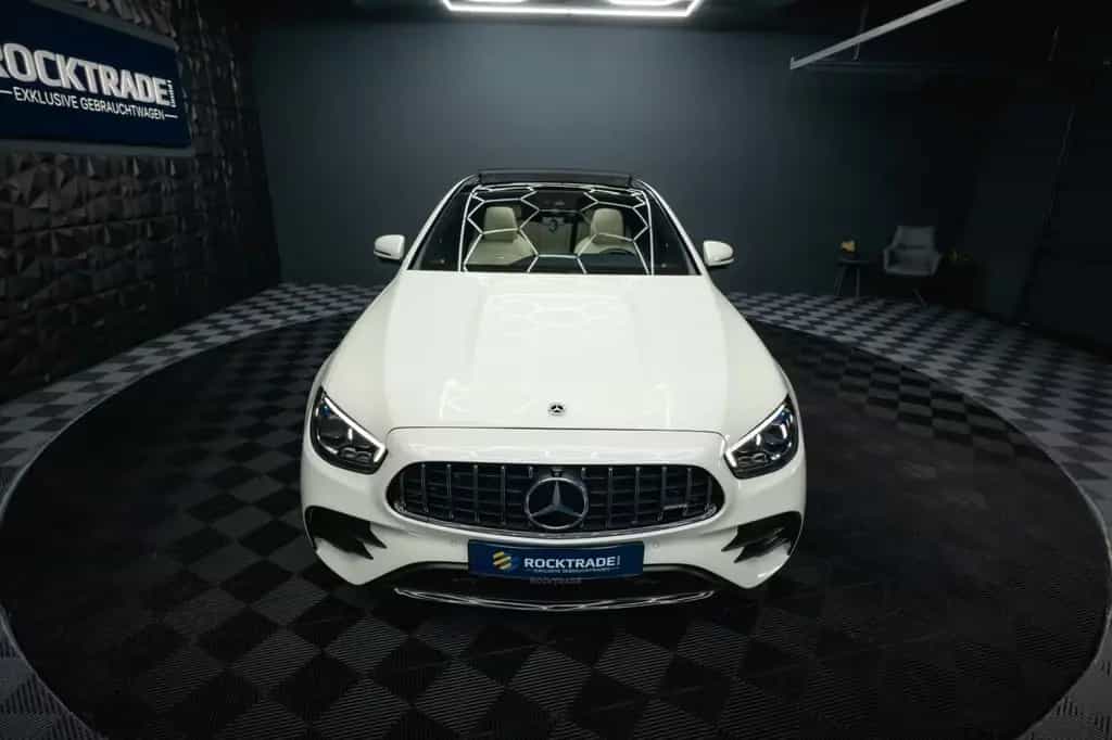 Mercedes-Benz E 53 AMG 4Matic+ Facelift Designo *ACC*Pano*360* 01/2021-photo-3