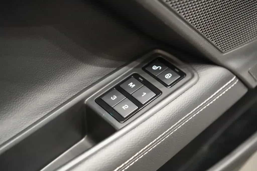 Jaguar XE S *381Ps*Deutsch*S-Abgas*Pano*Head-Up*Kamera* 10/2017-photo-19