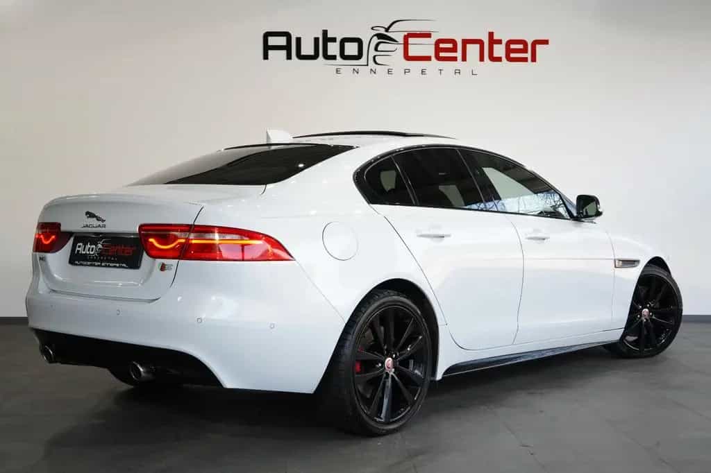 Jaguar XE S *381Ps*Deutsch*S-Abgas*Pano*Head-Up*Kamera* 10/2017-photo-3
