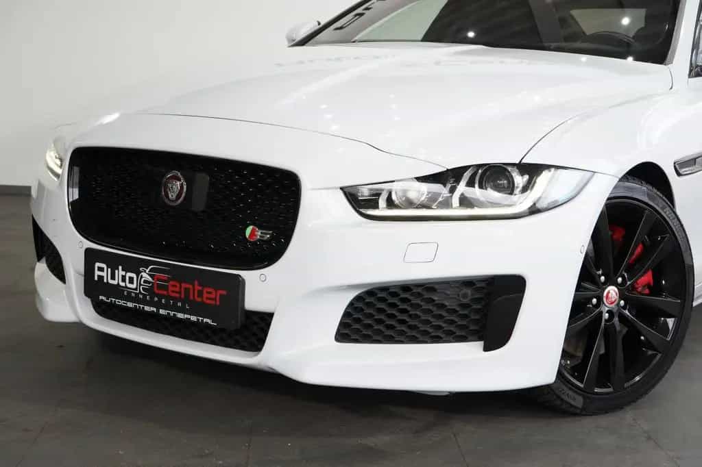 Jaguar XE S *381Ps*Deutsch*S-Abgas*Pano*Head-Up*Kamera* 10/2017-photo-5