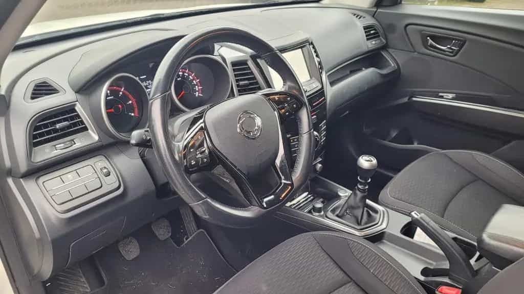 Ssangyong Tivoli 1.6 e-XDi 160 QUARTZ 2WD 08/2018-photo-5