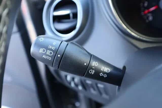 Renault Captur TCe 120 BOSE Edition ENERGY Navi/KlimaLED 06/2018-photo-10