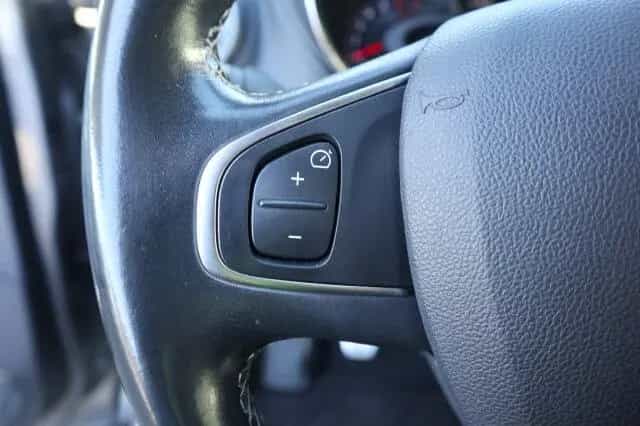 Renault Captur TCe 120 BOSE Edition ENERGY Navi/KlimaLED 06/2018-photo-12