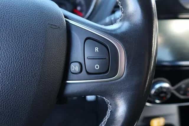 Renault Captur TCe 120 BOSE Edition ENERGY Navi/KlimaLED 06/2018-photo-13