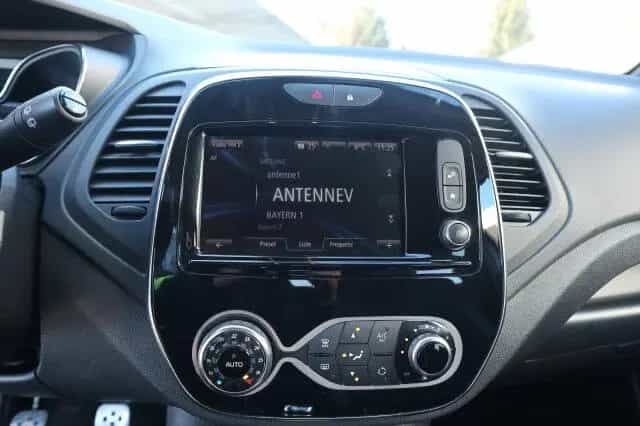 Renault Captur TCe 120 BOSE Edition ENERGY Navi/KlimaLED 06/2018-photo-15