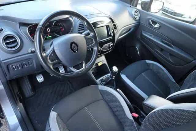 Renault Captur TCe 120 BOSE Edition ENERGY Navi/KlimaLED 06/2018-photo-7