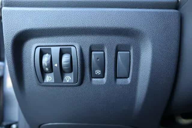 Renault Captur TCe 120 BOSE Edition ENERGY Navi/KlimaLED 06/2018-photo-9