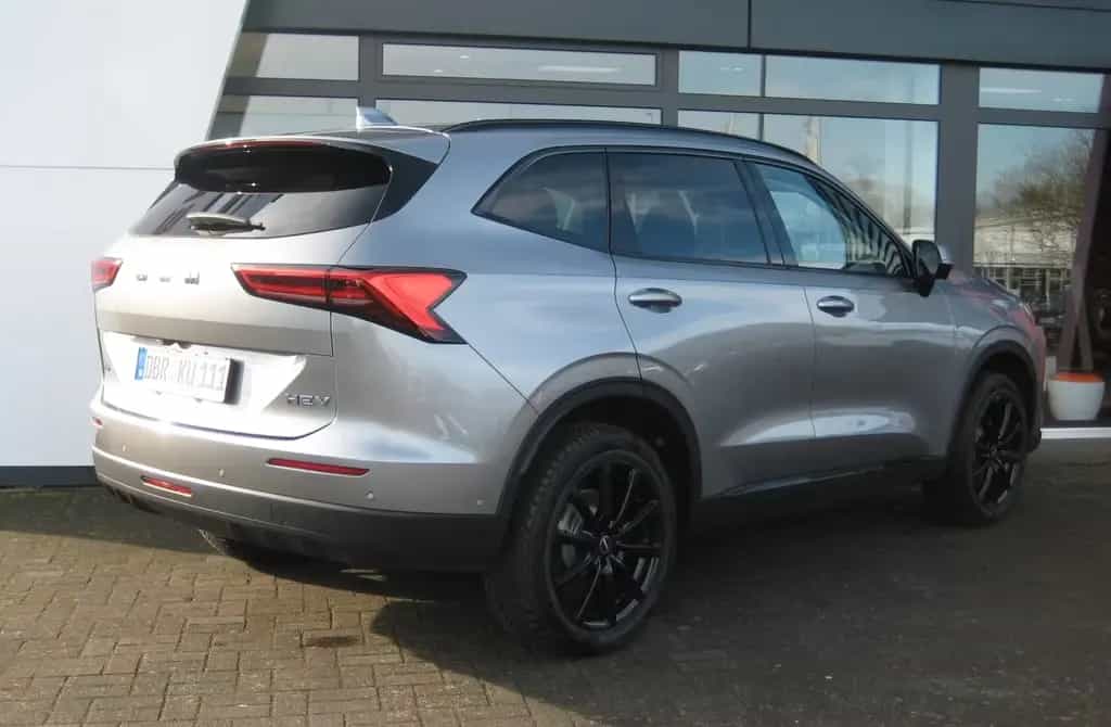 GWM Haval H6 Luxury 1.5 Turbo Hybrid/Vorführwagen 02/2026-photo-1
