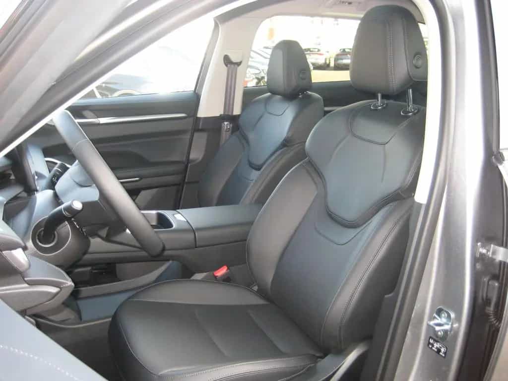 GWM Haval H6 Luxury 1.5 Turbo Hybrid/Vorführwagen 02/2026-photo-4