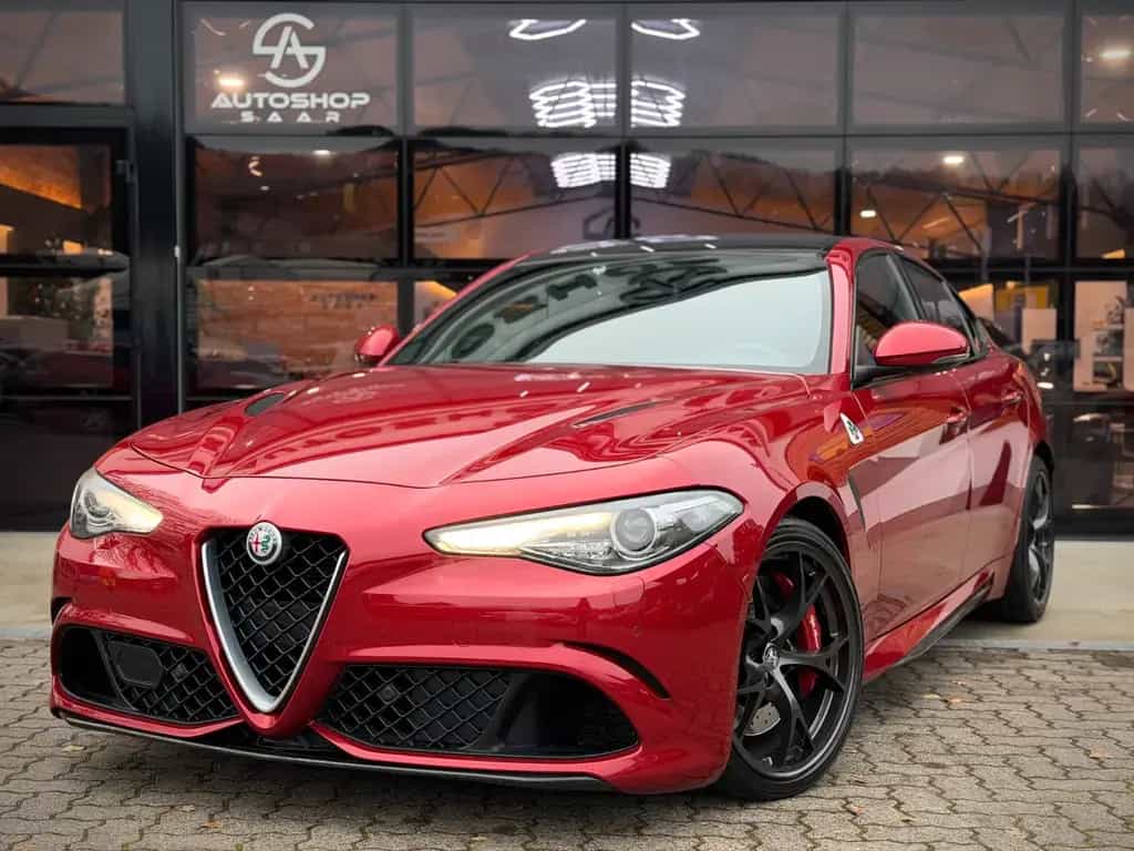 Alfa Romeo Giulia Quadrifoglio Alcantara/H&K/Carbon/Bi-Xeno 02/2021-photo-1