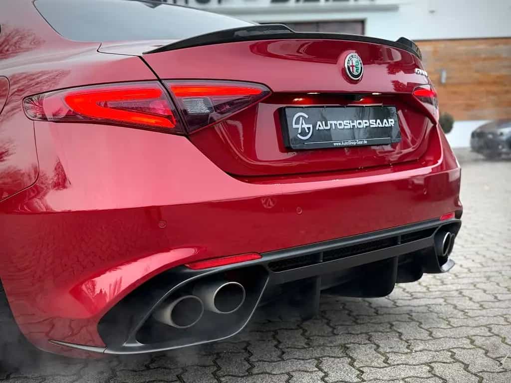 Alfa Romeo Giulia Quadrifoglio Alcantara/H&K/Carbon/Bi-Xeno 02/2021-photo-15