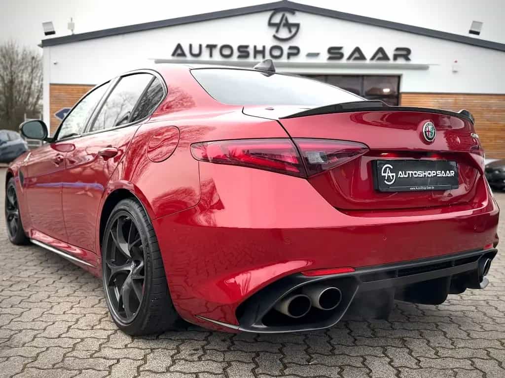 Alfa Romeo Giulia Quadrifoglio Alcantara/H&K/Carbon/Bi-Xeno 02/2021-photo-16