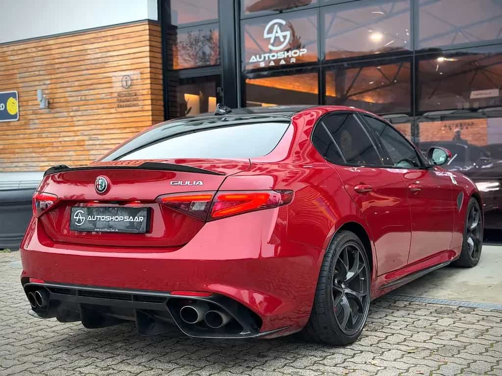 Alfa Romeo Giulia Quadrifoglio Alcantara/H&K/Carbon/Bi-Xeno 02/2021-photo-17