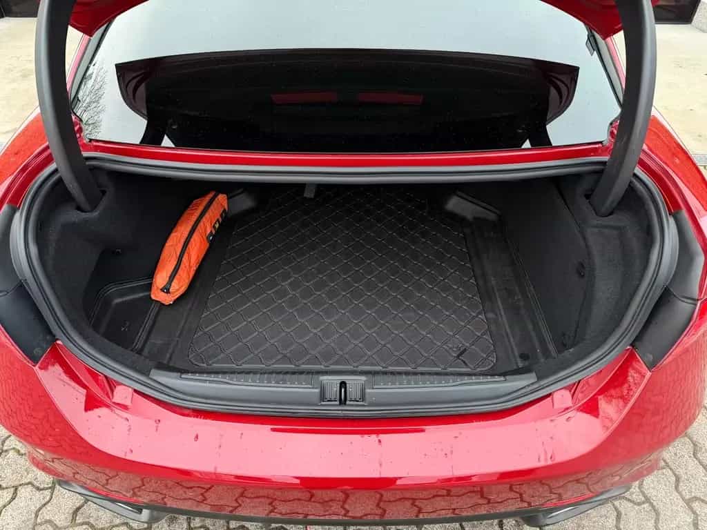 Alfa Romeo Giulia Quadrifoglio Alcantara/H&K/Carbon/Bi-Xeno 02/2021-photo-23