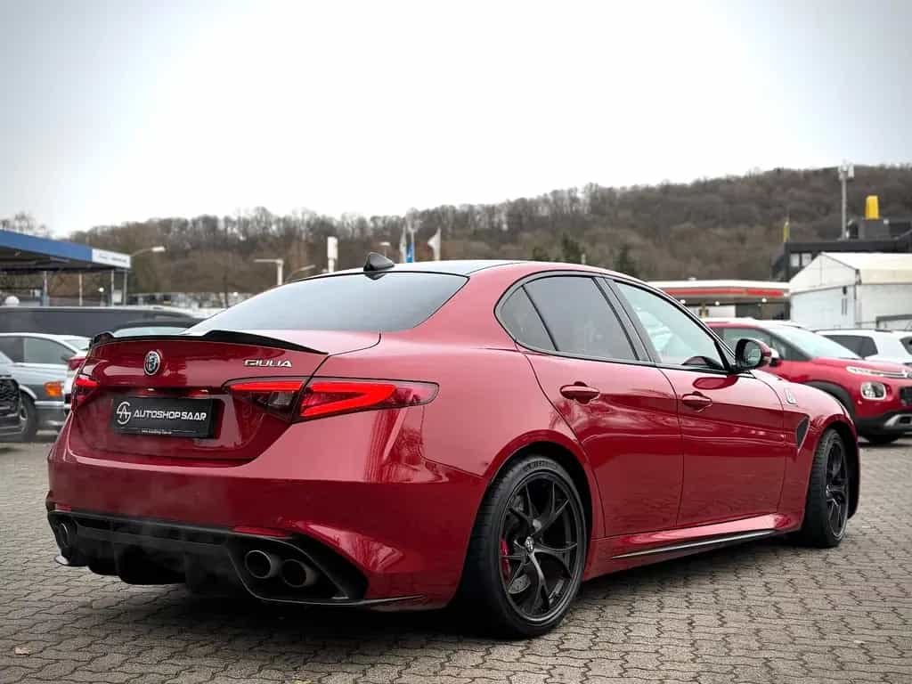 Alfa Romeo Giulia Quadrifoglio Alcantara/H&K/Carbon/Bi-Xeno 02/2021-photo-6