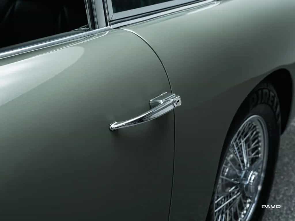 Aston Martin DB 6 01/1965-photo-18
