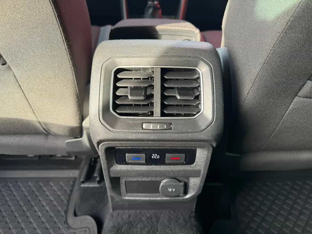Volkswagen Tiguan 12/2016-photo-13