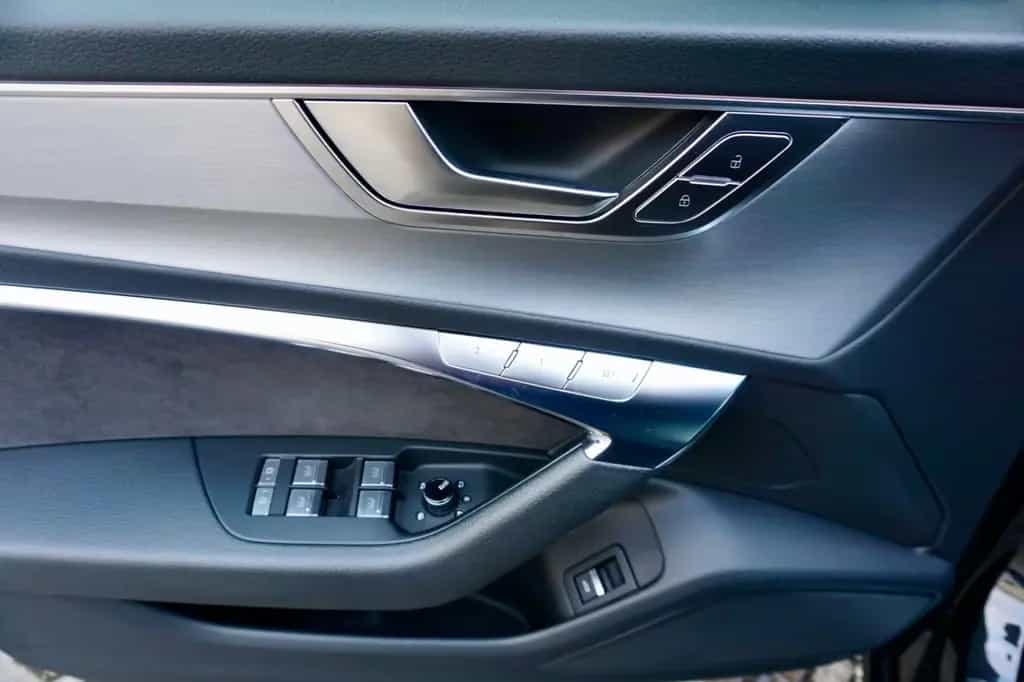 Audi A6 Avant 55 TFSI qu/s line/ Standh./ACC/Kamera 05/2019-photo-12