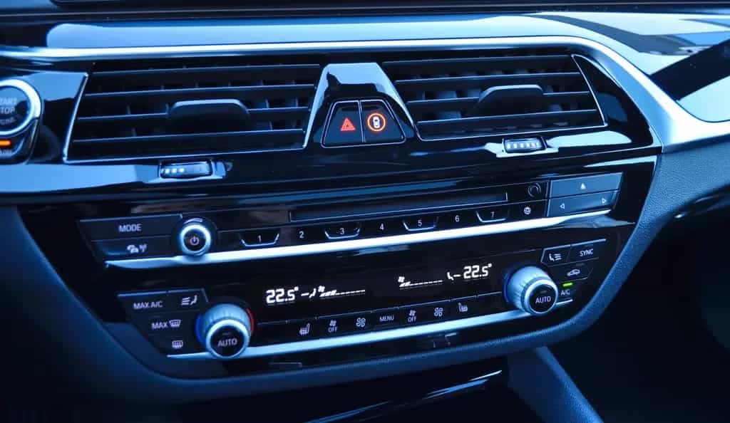 ALPINA D5 S "Pano+HK+HUD+Standheizung+LED" 02/2019-photo-21
