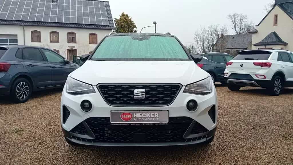 Seat Arona FR 1,5TSI+Automatik+Navi+Kamera 06/2024-photo-1