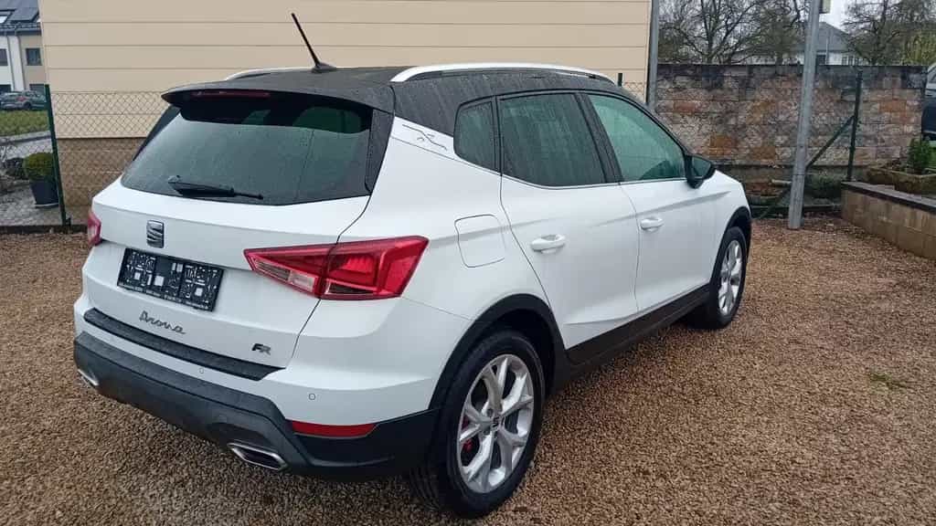 Seat Arona FR 1,5TSI+Automatik+Navi+Kamera 06/2024-photo-4