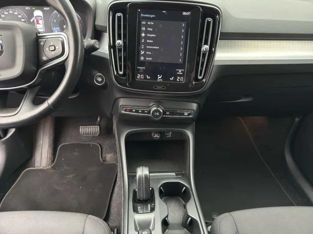 Volvo XC40 XC 40 T3 Geartronic Momentum Pro NAVI+LED+KAMERA 12/2020-photo-11