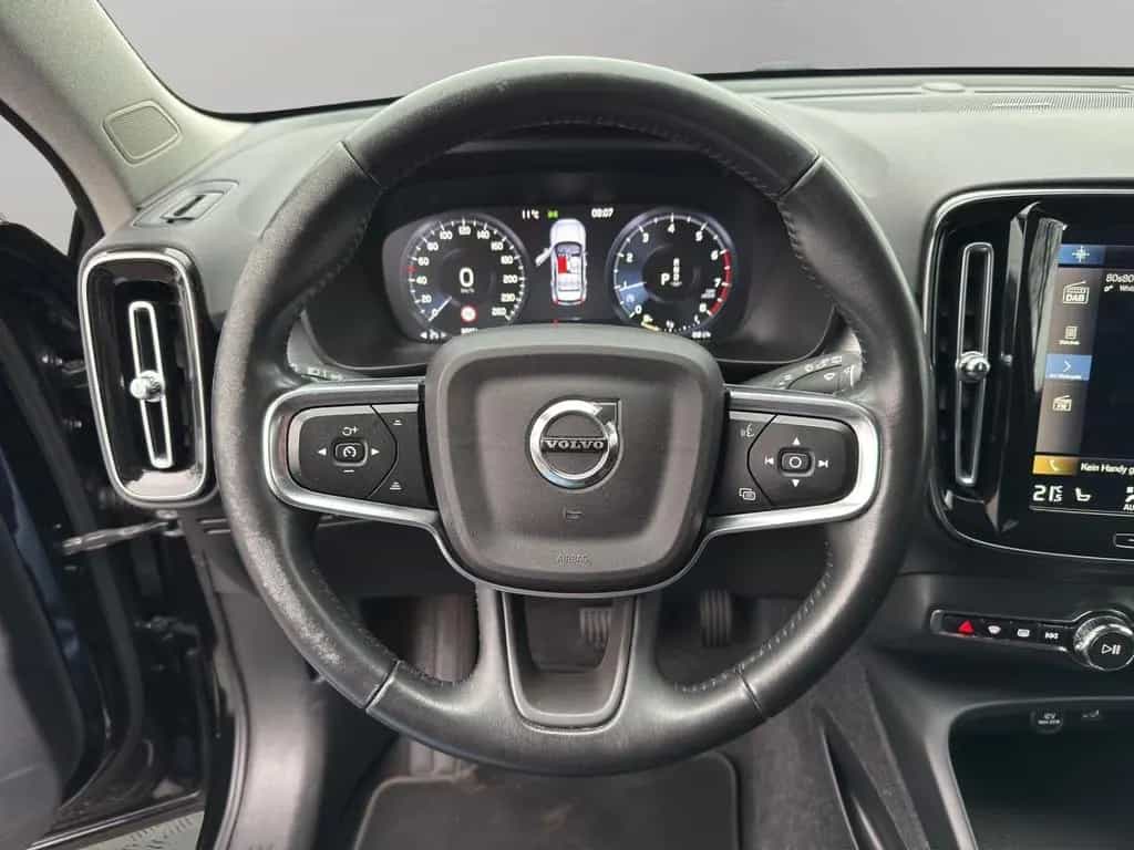 Volvo XC40 XC 40 T3 Geartronic Momentum Pro NAVI+LED+KAMERA 12/2020-photo-9