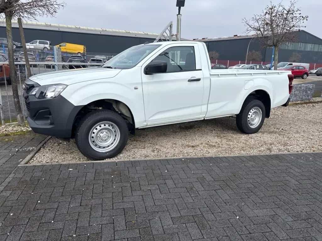 Isuzu D-Max 1.9 D SINGLE CAB L 4WD AT MY25 null-photo-0