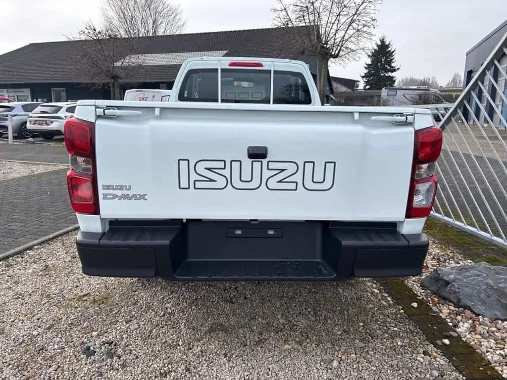 Isuzu D-Max 1.9 D SINGLE CAB L 4WD AT MY25 null-photo-5
