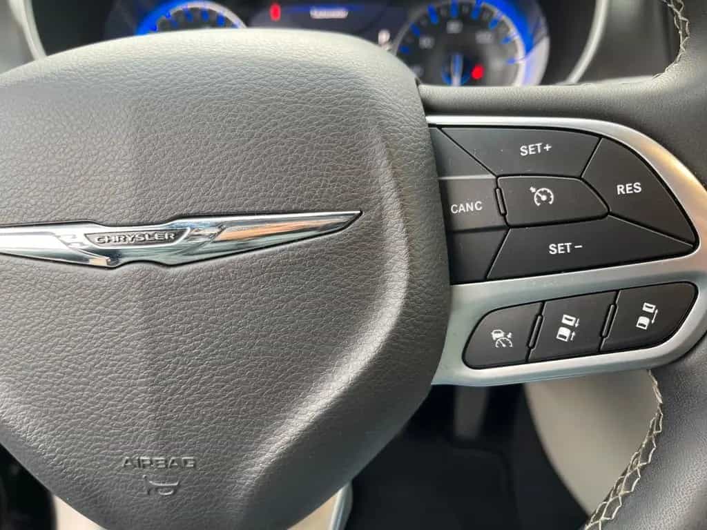 Chrysler Pacifica 3.6L V6 *AbstTemp*Spur*WenigKM 05/2022-photo-18